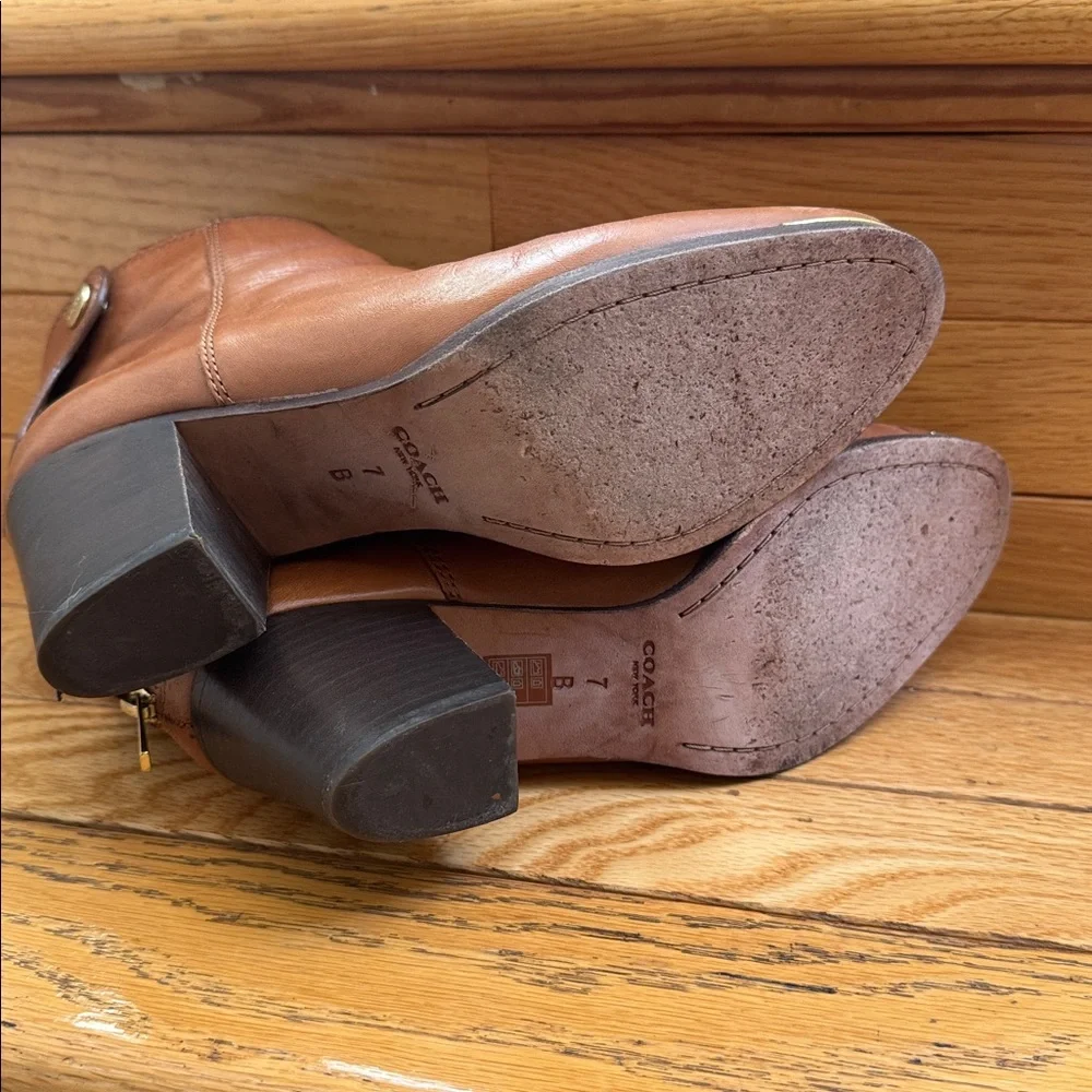 COACH Women’s Boots Size 7 B Waldorf Brown Ankle Boots Block Heels
